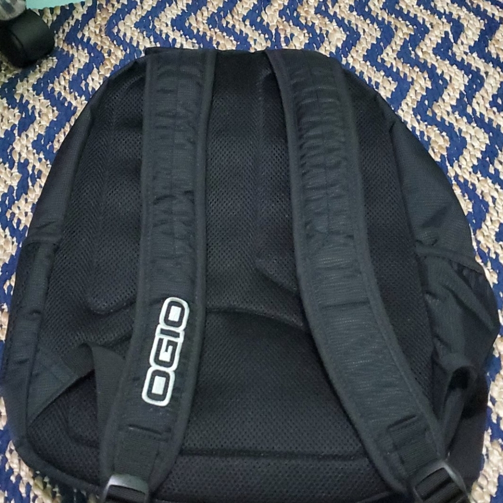Backpack - Picture 3 of 3